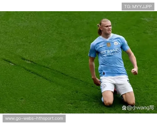 曼城禁区内二次配合见效，哈兰德门前补射入网