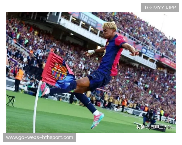 巴萨多次配合打出极具观赏性的渗透:从草坪美学到品牌叙事的全链路 巴萨多次配合打出极具观赏性的渗透:从草坪美学到品牌叙事的全链路