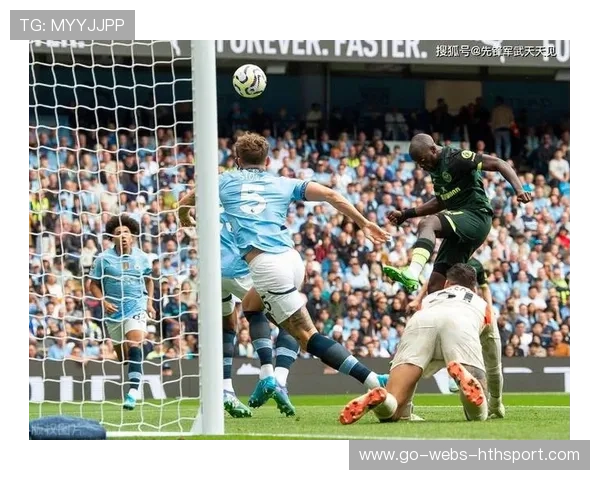 曼城中场远射打穿对手十指难防