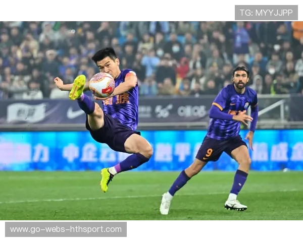 天津津门虎边路传中质量提升，中锋抢点连连顶正