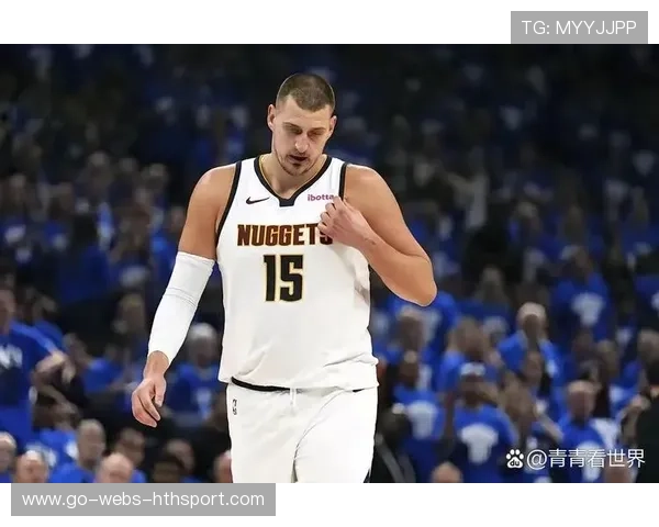 约基奇低位背打再中，掘金在内线立起防线